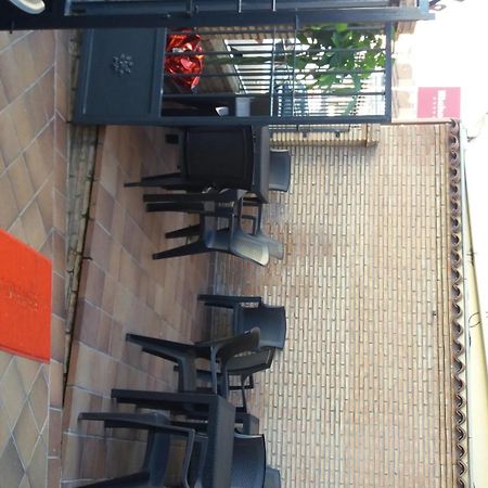 Hostal Sesena Ngoại thất bức ảnh