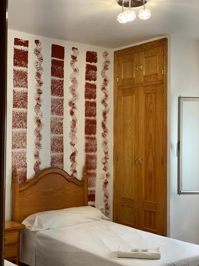 Hostal Sesena Ngoại thất bức ảnh