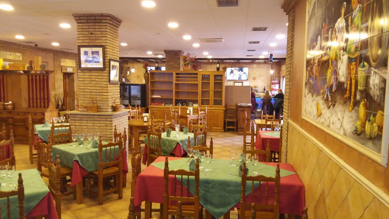 Hostal Sesena Ngoại thất bức ảnh